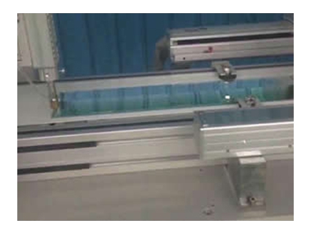 Máquina para corte de espejo retrovisor con atenuación automática de brillo
