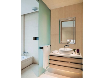 Espejo redondo con marco de madera para baño