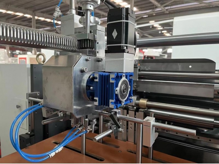 Máquina para Fabricar Cajas Rígidas, LY-HB1200CM