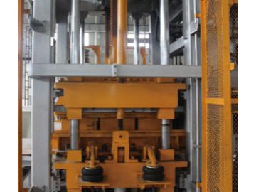 Máquina para fabricar bloques de concreto QFT18-20(300)