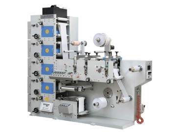 Máquina de impresión flexográfica con tres cortes