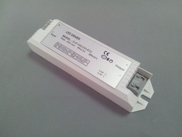 Controlador LED interior con estuche de plástico 30W-45W