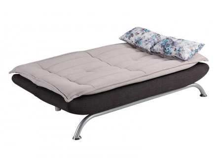 Futón con dos almohadones
