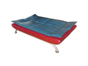 Futón con dos almohadones
