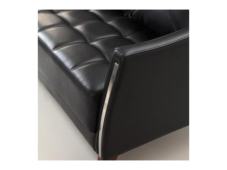 Set de sillones y sofá de tres cuerpos de cuero