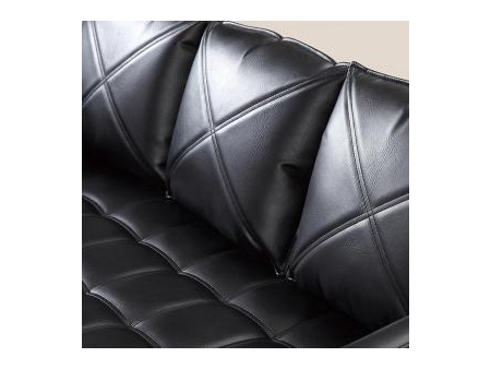 Set de sillones y sofá de tres cuerpos de cuero
