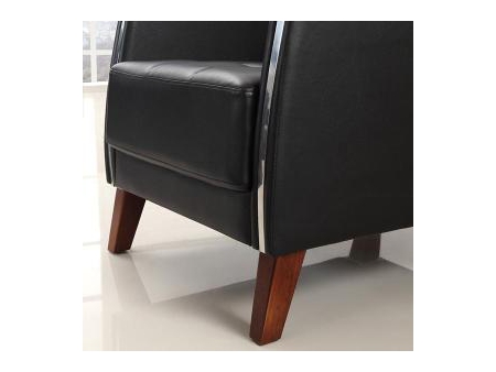 Set de sillones y sofá de tres cuerpos de cuero