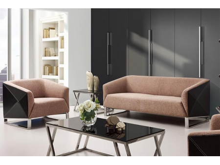 Set de sillones de tela y cuero moderno