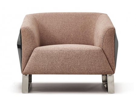 Set de sillones de tela y cuero moderno