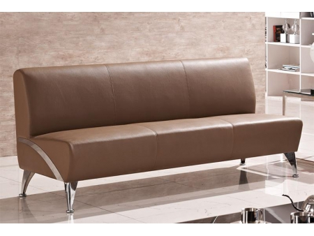 Sillón de cuero sin apoyabrazos