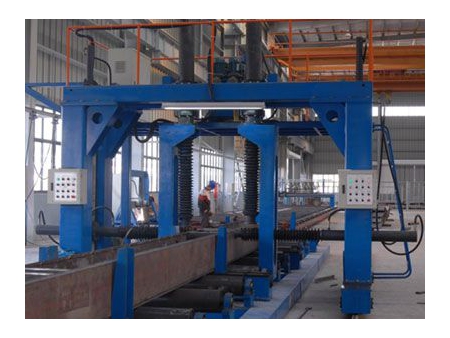 Línea de soldadura para columna estructural