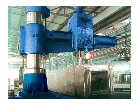 Línea de soldadura para columna estructural