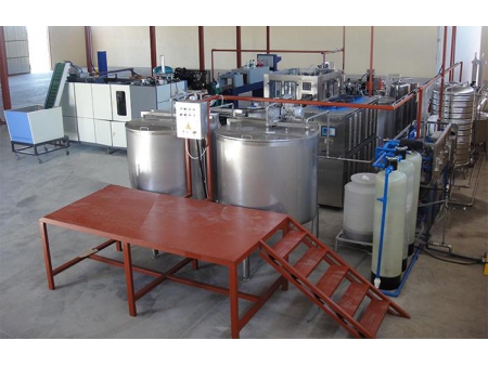 Máquina llenadora isóbarica para bebidas carbonatadas