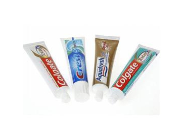 Máquina para tubos laminados
