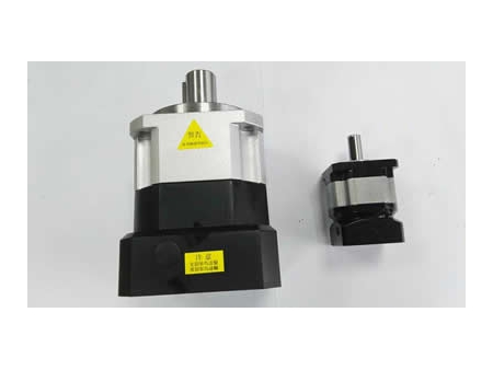 Máquina automática para corte de vidrio curvo para automóviles