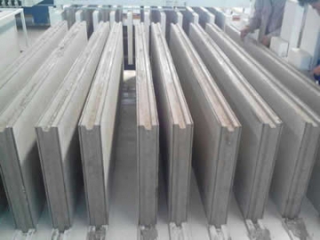 Panel de pared compuesto de placas de poliestireno con silicato cálcico