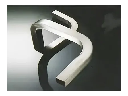 Dobladora de tubos CNC