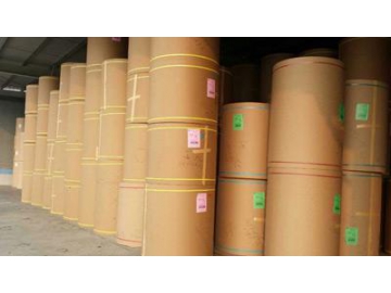Papel kraft marrón