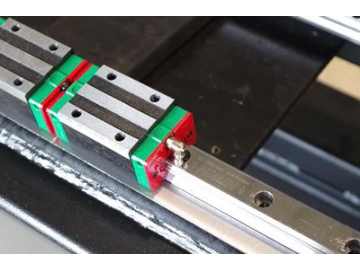 Máquina de corte laser estructura CO2