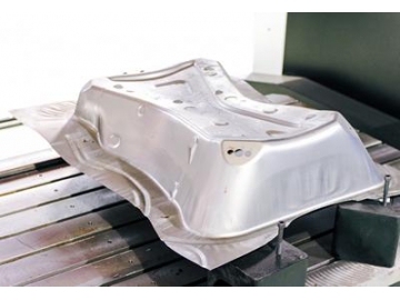 Máquina de corte laser robotizado 3D