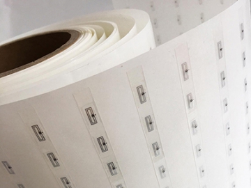 Etiqueta RFID, Wet inlay RFID (inlay con adhesive)