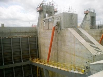 Cilindro hidráulico para compuerta radial