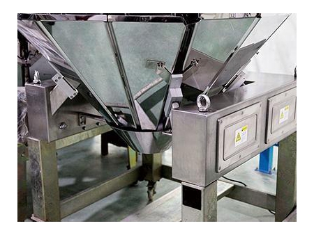 Pesadora Multicabezal Estándard para productos de flujo libre（10, 12, o 14 cabezales opcionales; 10-1000g、10-1500g、100-3000g;1.6L、2.5L、5L)