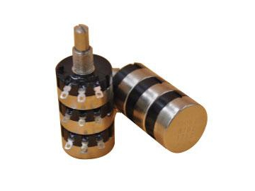 Potenciómetro rotatorio 24mm de eje metal, serie RV24