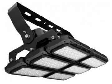 Reflector LED de seis módulos de 450 Watt