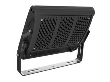 Reflector LED de tres módulos de 150 Watt