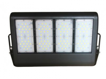 Reflector LED de cuatro módulos de 200 Watt
