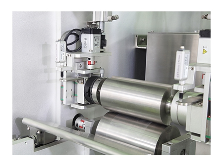 Máquina automática para la producción de película delgada oral