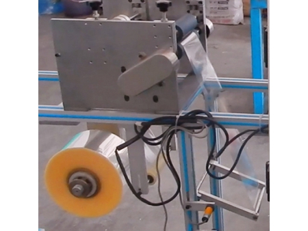 Envasadora automática de tarjetas, Sellado térmico (10000pzs/Hora), WT-007BZJ