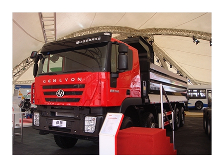 Camión volquete 6×4 EuroIV (Genlyon)