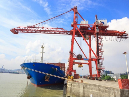 Grúa de contenedores para muelle