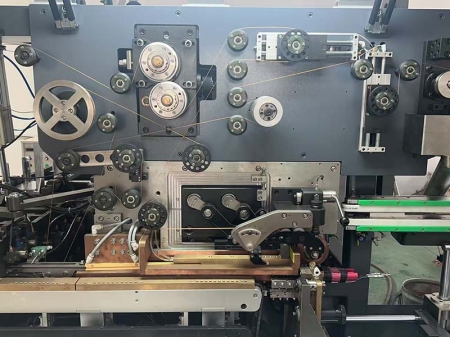 Soldadora automática de cuerpos de latas, RS-520S