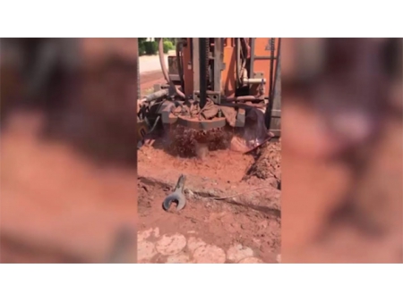 Máquina perforadora de pozos, JR350S