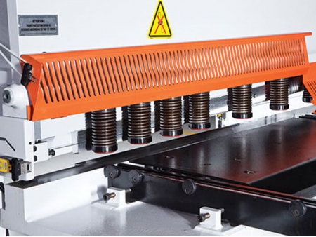 Cizalla hidráulica CNC de ángulo variable