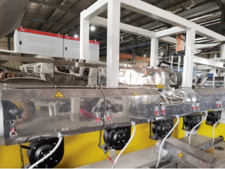 Máquina extrusora de láminas de PP, PS y PE, DB-110-850