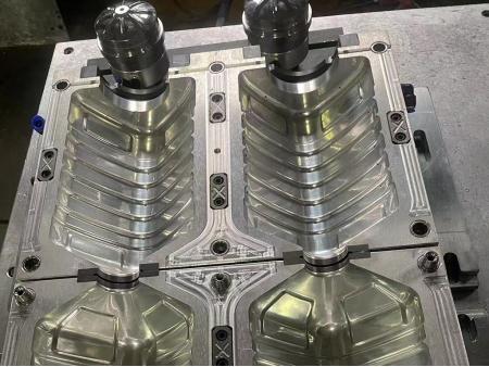 Moldes de Soplado