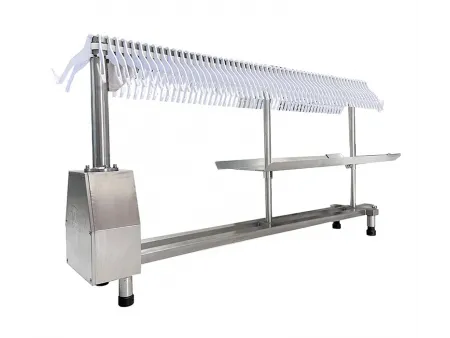 Máquina para enlazar y colgar salchichas