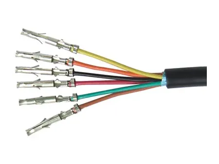 Máquina automática de pelado de cables y crimpado de terminales