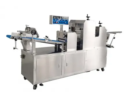 Laminadora de tres rodillos (Laminadora de masa, aplanadora de masa, laminadora de masa para pastelería) Laminadora de tres rodillos (Laminadora de masa, aplanadora de masa, laminadora de masa para pastelería)