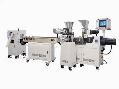 Línea de peletización de doble husillo con alimentador lateral, BP-8177-ZB