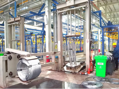 Máquina semiautomática para compactado y empaque de alambre de acero