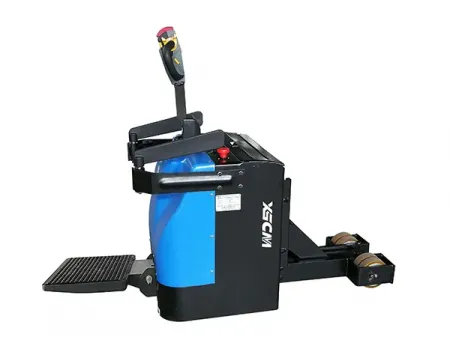 Tractor eléctrico de arrastre con operador de pie (tracción trasera) STB30B