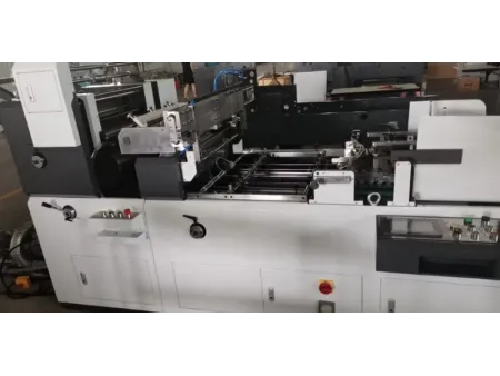 Máquina de pegado de ventanas plásticas