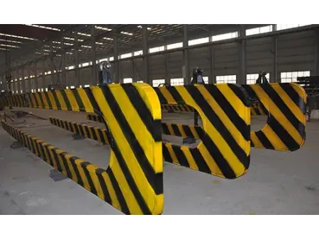 Fabricación de estructuras metálicas para manejo de materiales pesados y logística