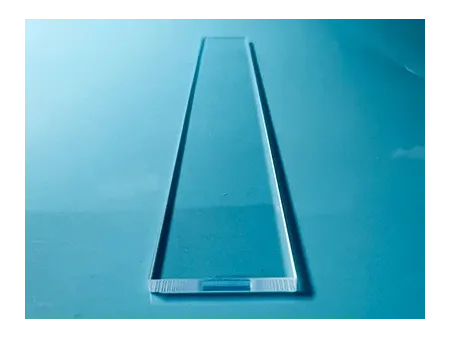Ventanas ópticas de vidrio dopado