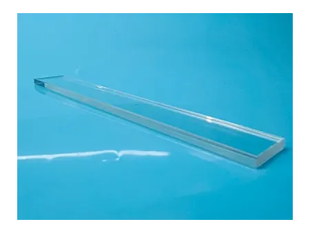 Ventanas ópticas de vidrio dopado